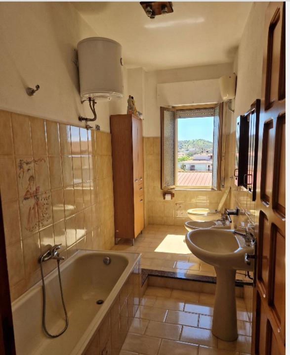 Apartment Piras&Tascedda Ampio Appartamento Vicino Al Centro 바리사르도 외부 사진